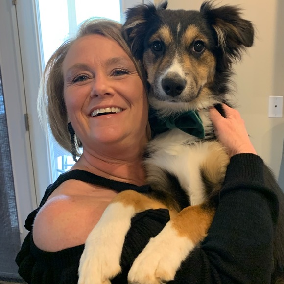 Meet your Posher, Julia Cyndi - Picture 5 of 7